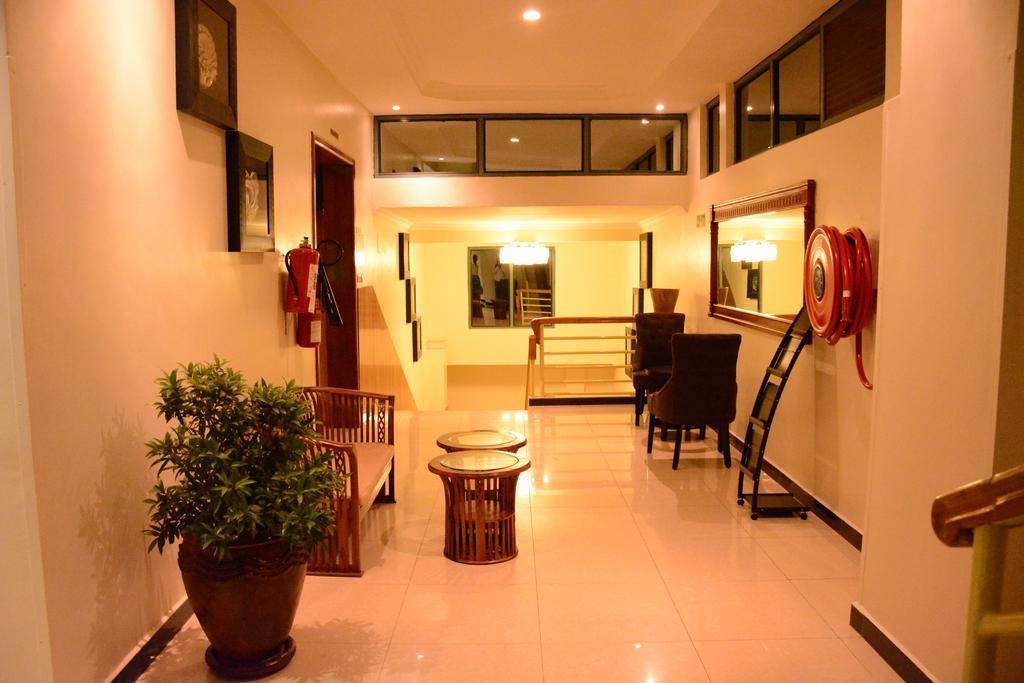 La Posh Hotel Kigali Esterno foto